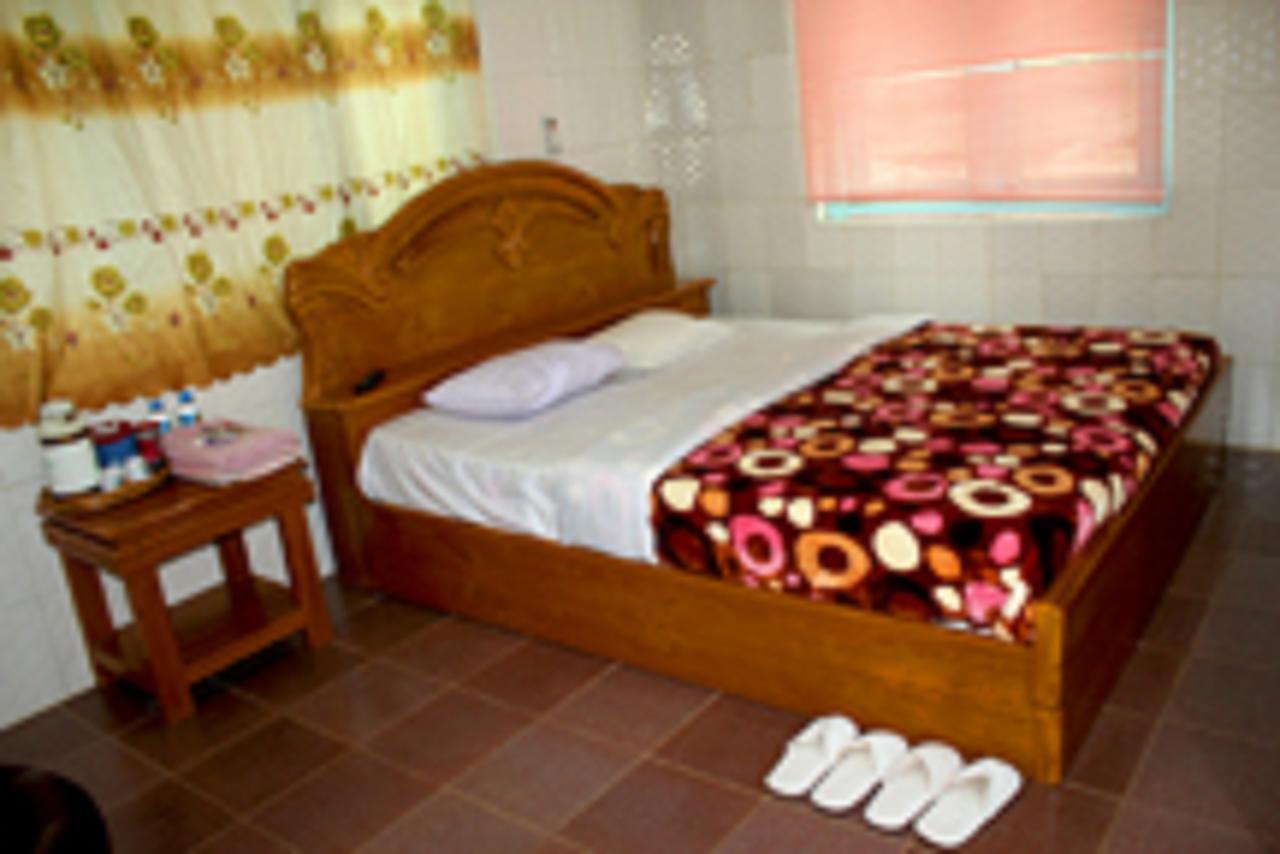 Ever Green Hotel Hsipaw Ngoại thất bức ảnh